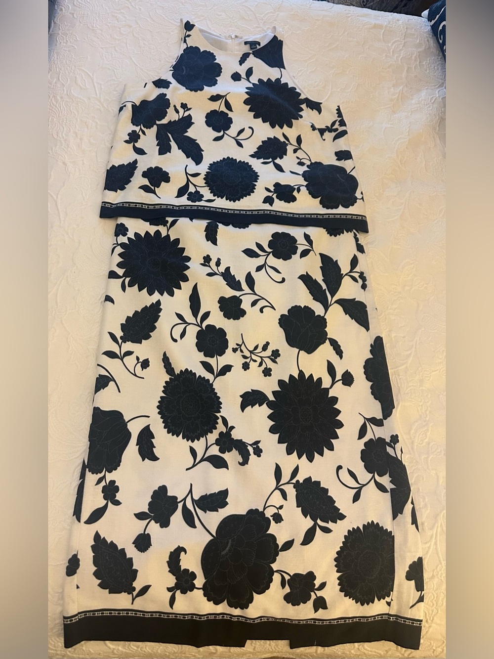 Ann Taylor Women’s White & Navy Floral Midi Skirt + matching cropped tank